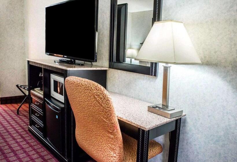 스탠다드 룸 더블 침대 2개, Quality Inn & Suites North Gibsonia