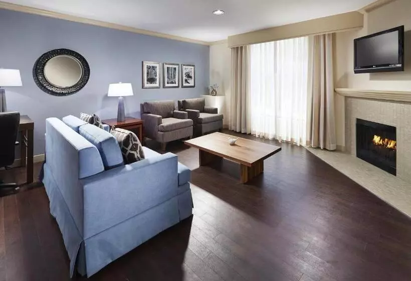 سوئیت 2 خوابه, The Anza  A Calabasas