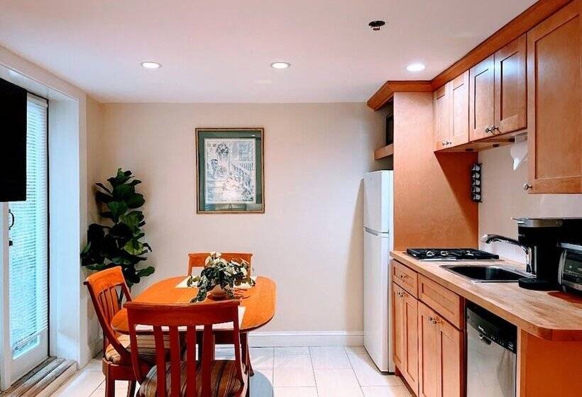 高级工作室, Copley House