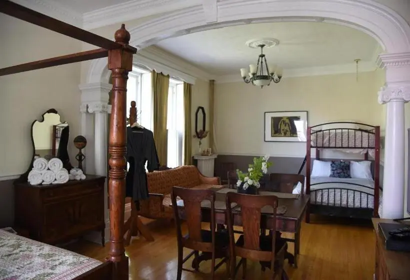 ファミリールーム, Auberge De La Visitation