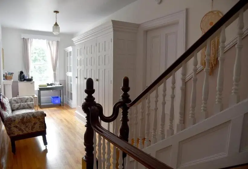 バス共有のスタンダードルーム, Auberge De La Visitation