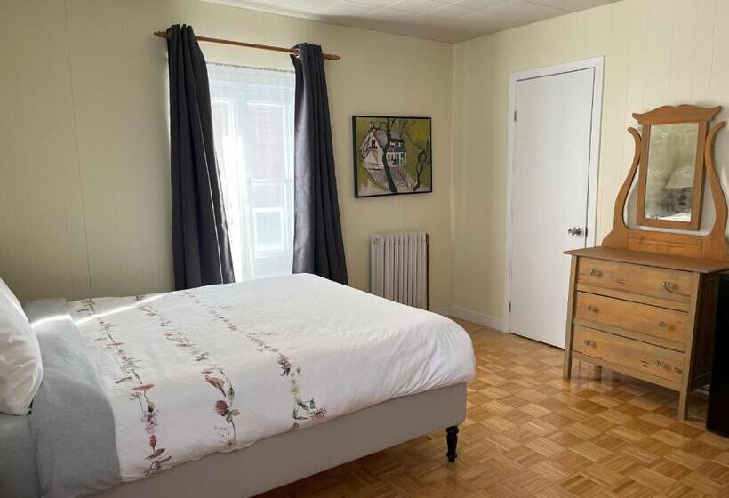 חדר סטנדרט חדר אמבטיה משותף, Auberge De La Visitation