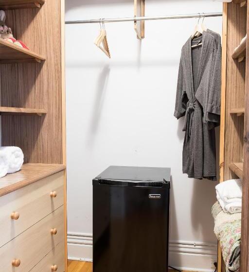 חדר דחוקס עם מיטת קינג, Auberge De La Visitation