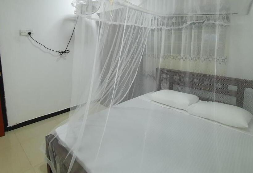 スタンダードルーム, Bandulas Beach House