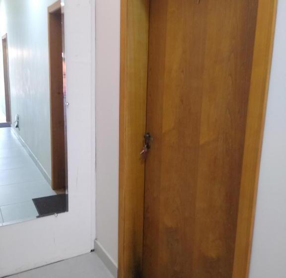 اتاق استاندارد چهار تخته, Canto Sul Suítes