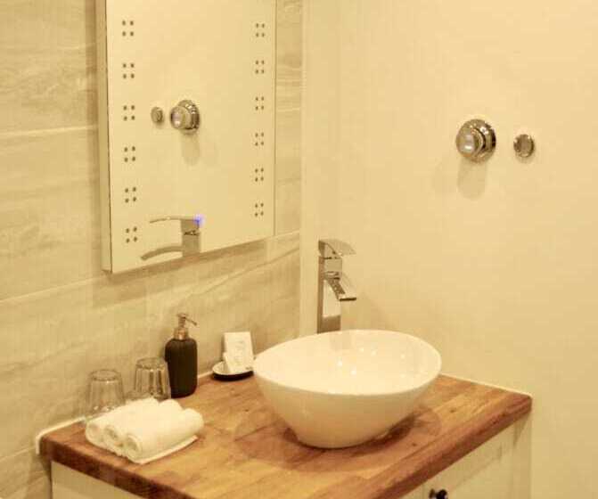 豪华湖景房, Thewaterfrontlodges