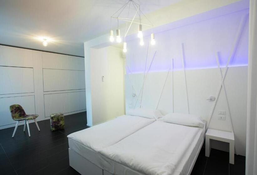 Семейный Номер, Sunrise Rooms