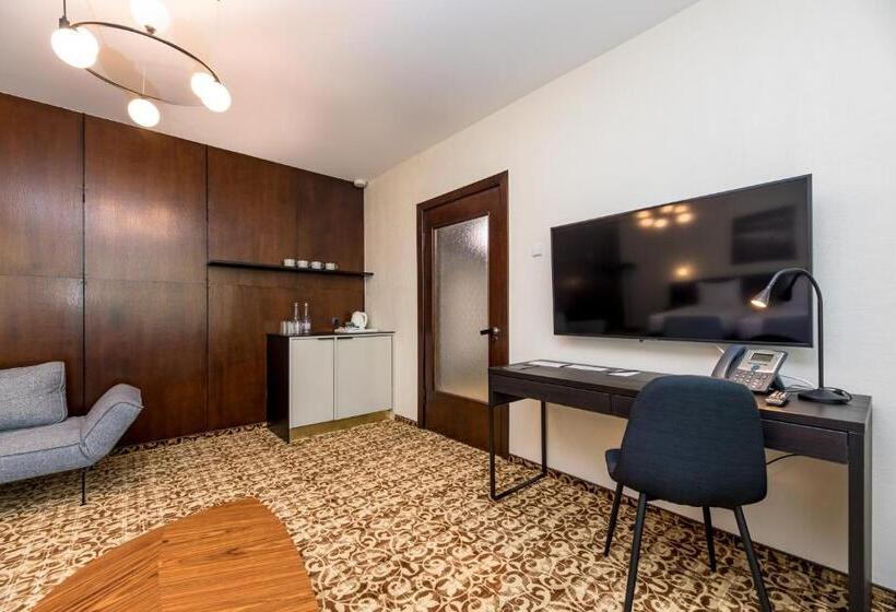 آپارتمان 2 خوابه, žilvinas