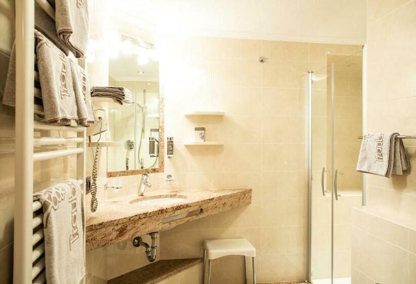 Номер Superior, Aktiv  Und Wellnesshotel Traube  Post