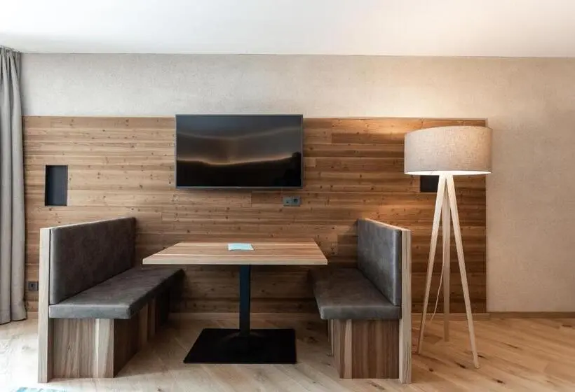 Superior-sviitti, Aktiv  Und Wellnesshotel Traube  Post