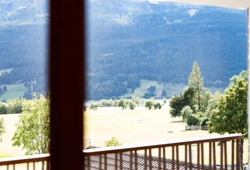 Perhesviitti, Aktiv  Und Wellnesshotel Traube  Post