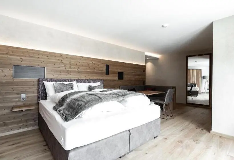 Perhesviitti, Aktiv  Und Wellnesshotel Traube  Post