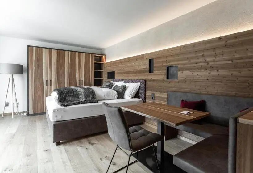 Perhesviitti, Aktiv  Und Wellnesshotel Traube  Post