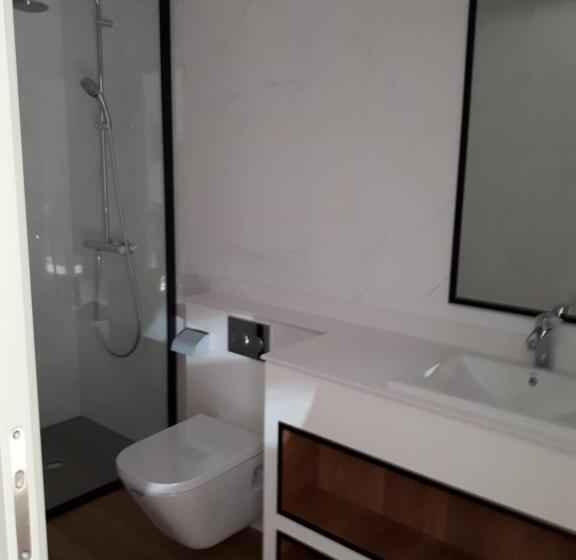 Номер Стандарт, Jardi De Pedra