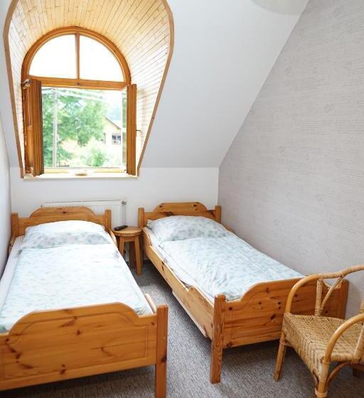 Standard Neljän Hengen Huone, Penzion Terasa, Bed & Breakfast