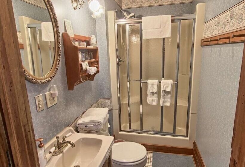 Quarto Estandar, Grand Victorian B&b Inn