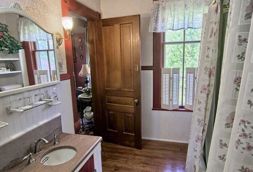 Quarto Estandar, Grand Victorian B&b Inn