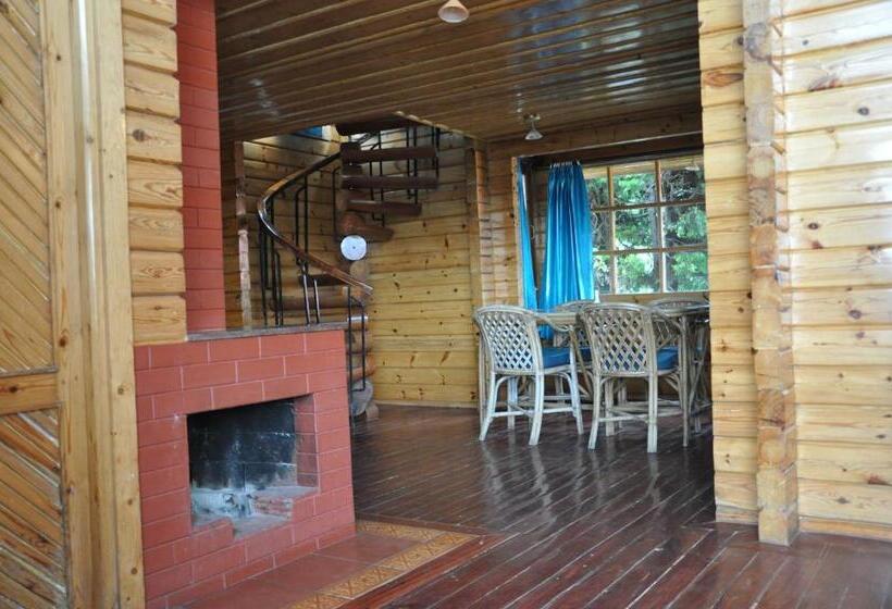 کلبه ییلاقی, The Chalets Naldehra