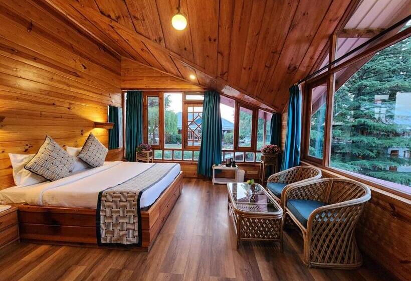 بانگلوی استاندارد, The Chalets Naldehra