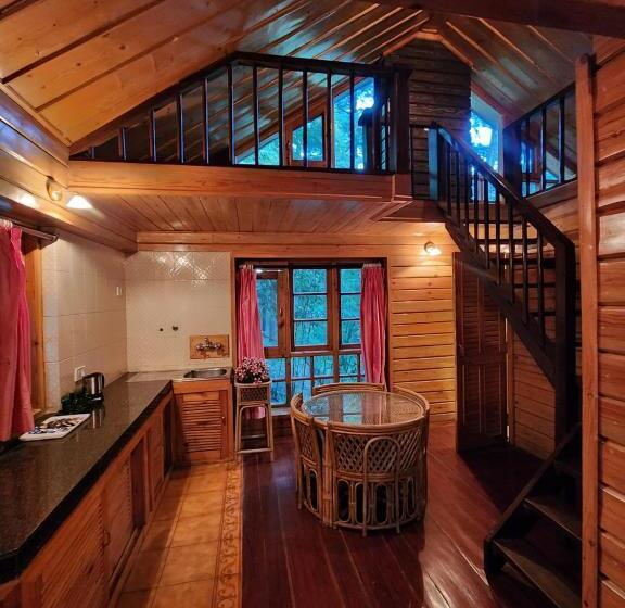 کلبه ییلاقی, The Chalets Naldehra