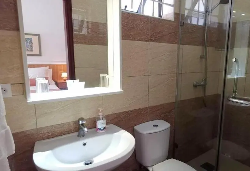 اتاق استاندارد, Blue Beryl Guest House