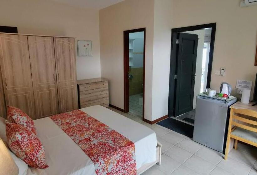 اتاق استاندارد, Blue Beryl Guest House