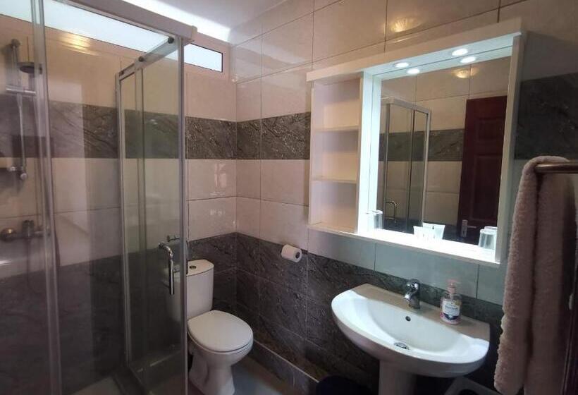 آپارتمان 2 خوابه, Blue Beryl Guest House