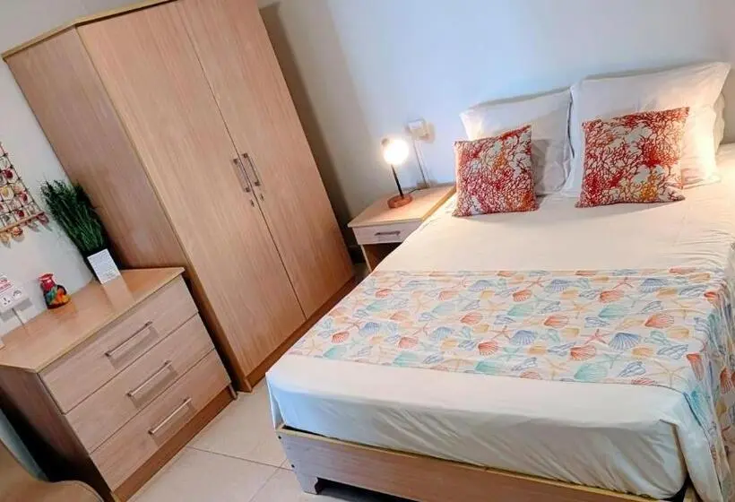 اتاق اکونومی, Blue Beryl Guest House