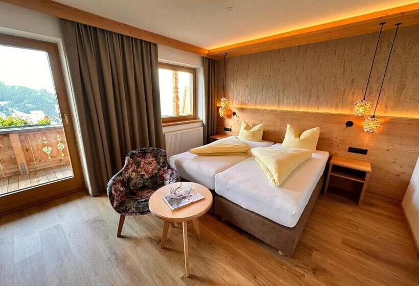 Comfort room with balcony, Alpenkönig