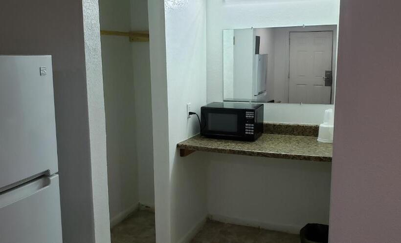 Standard Værelse, Executive Inn