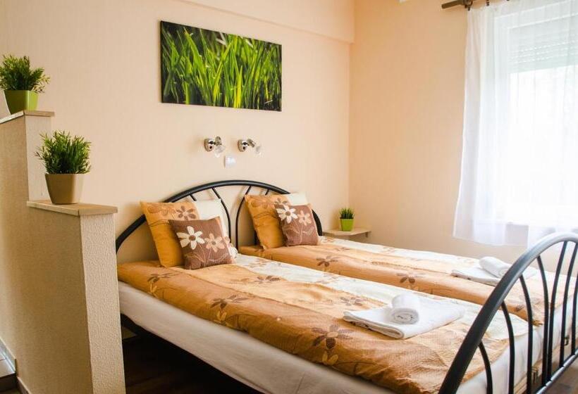 四人标准间, Green Corner Wellness