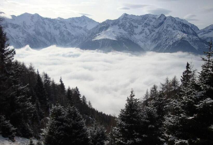 דירת חדר, Residence Cavallino