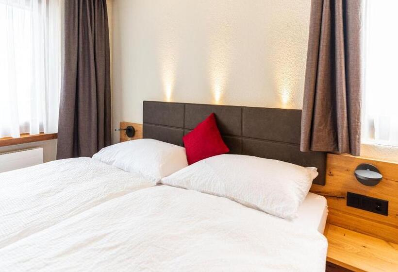 اتاق استاندارد, Restaurant Silbersand