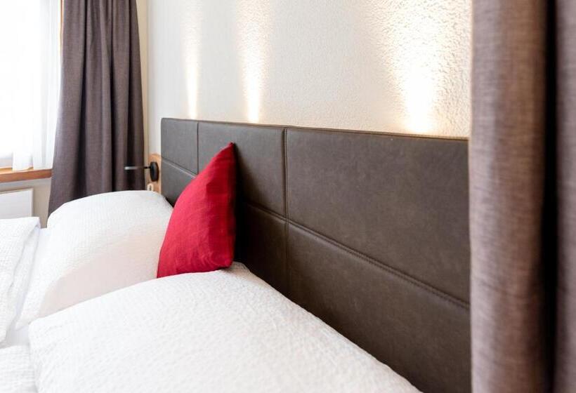 اتاق استاندارد با بالکن, Restaurant Silbersand