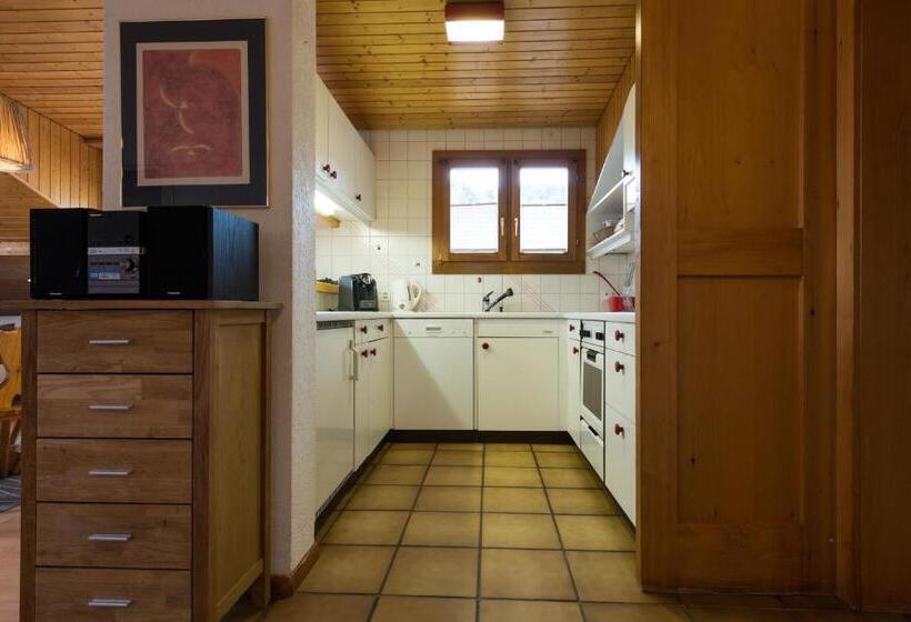 اتاق خانوادگی, Restaurant Silbersand