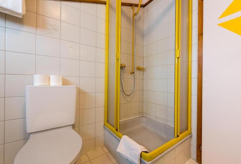 اتاق خانوادگی, Restaurant Silbersand