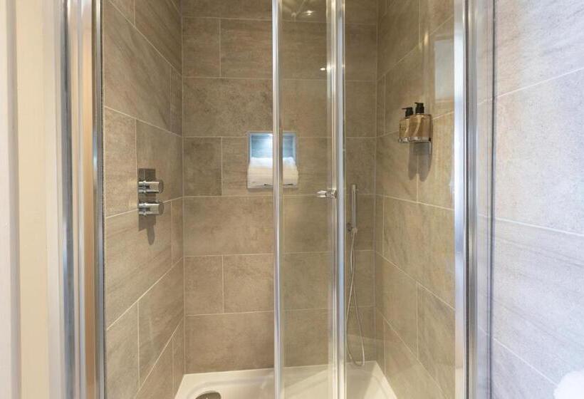 חדר דלוקס, The Fox And Hounds Country Inn