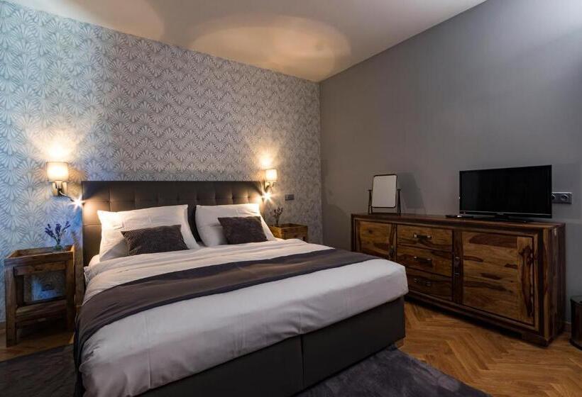 Полулюкс Повышенной Комфортности, Areal Botanika