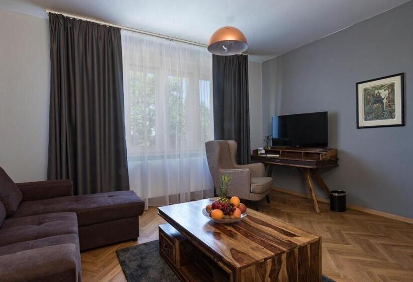 Люкс Deluxe Кровать Кинг, Areal Botanika