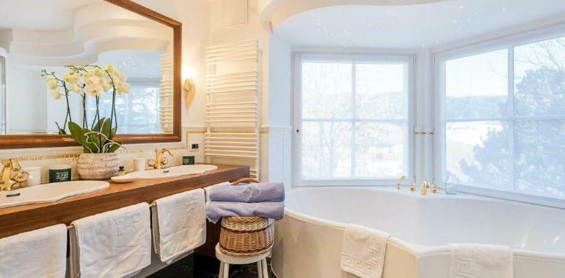 带阳台套房, Hirzer 2781