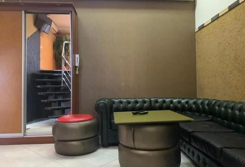 メゾネットスイート, Na Bukovinskoy Guest House