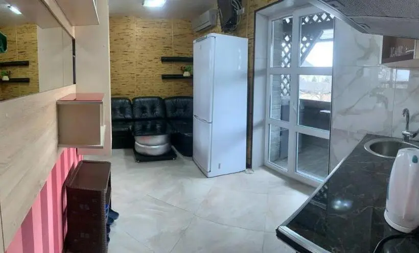 スーペリアスタジオ, Na Bukovinskoy Guest House