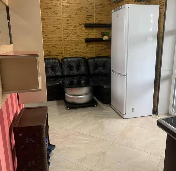 استودیوی سوپریور, Na Bukovinskoy Guest House