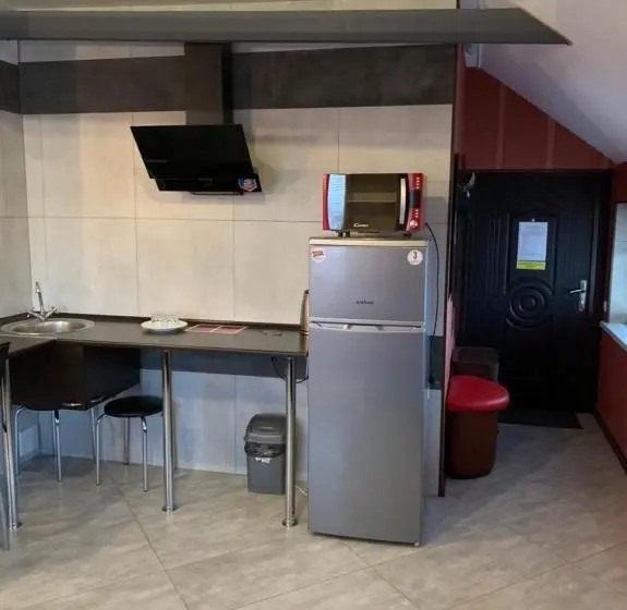 スイート, Na Bukovinskoy Guest House