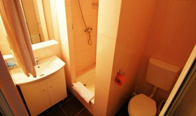 标准间, Pension Saphir