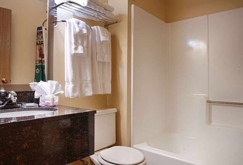 جناح, Best Western The Hotel Chequamegon