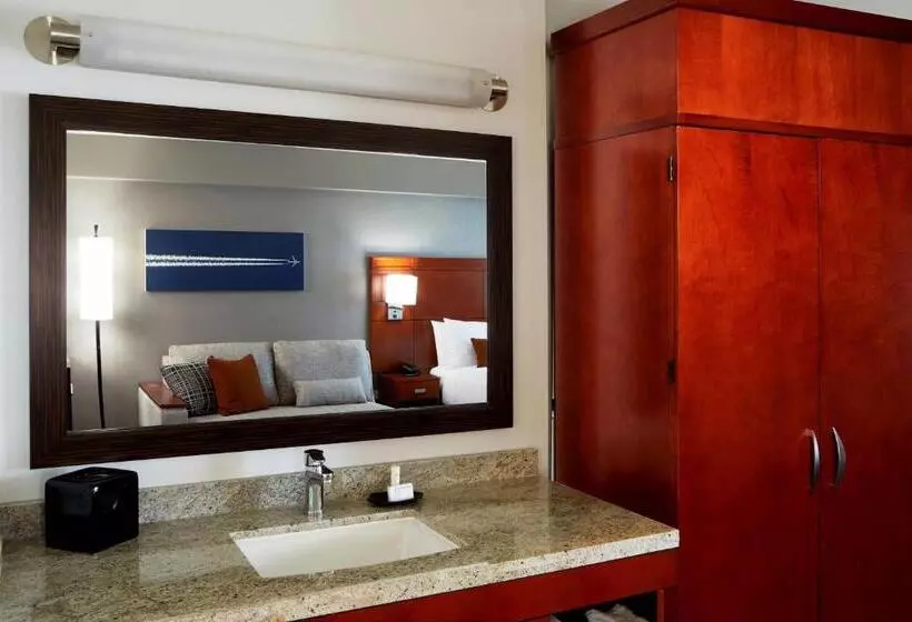 اتاق استاندارد با تخت بزرگ, Courtyard By Marriott Los Angeles Lax/century Boulevard