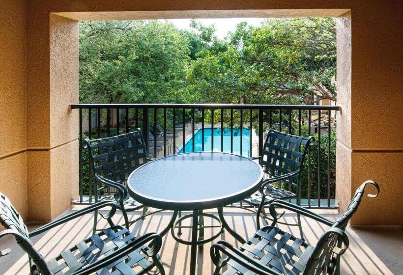 غرفة قياسية مزوَّدة بشُرفة, Courtyard By Marriott Dallas Plano In Legacy Park