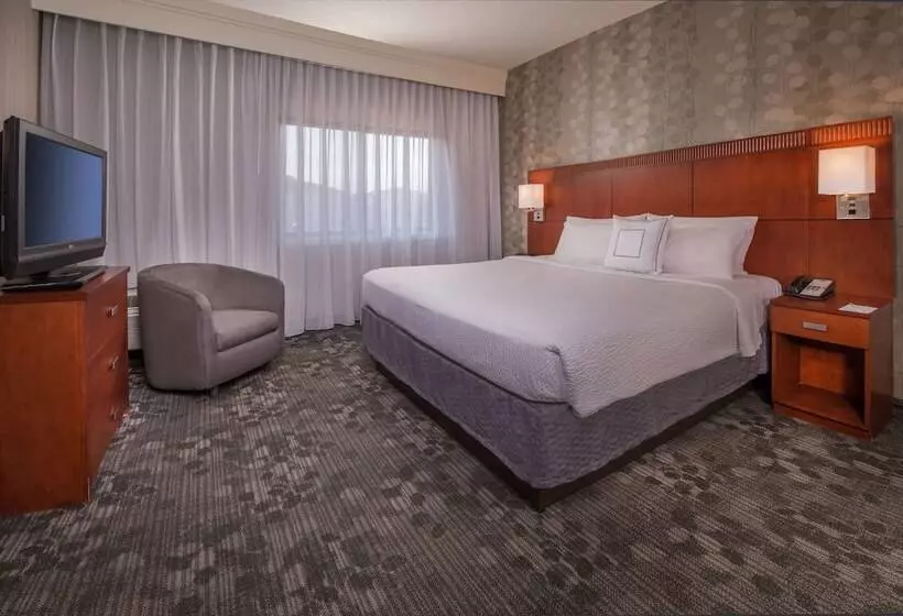 スイート, Courtyard By Marriott Dulles Airport Chantilly