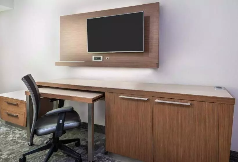 اتاق استاندارد با تخت بزرگ, Courtyard by Marriott Lafayette Airport
